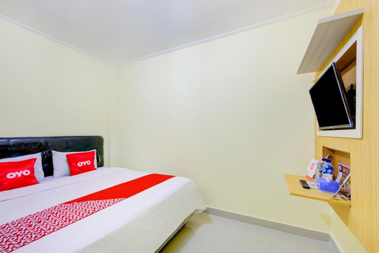 Oyo 3791 Hotel Kja เตกัล ภายนอก รูปภาพ